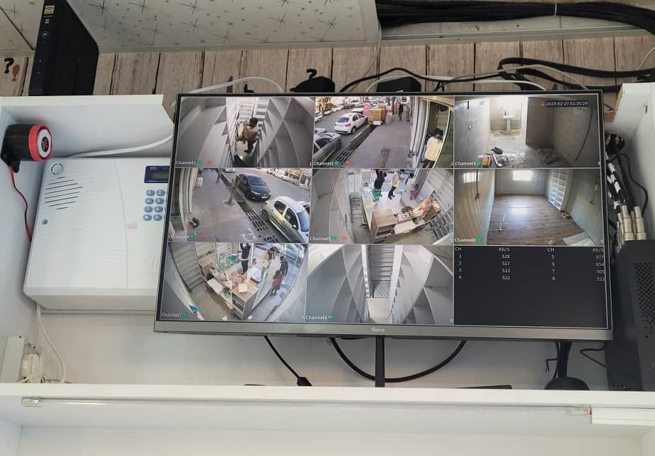 نصب و راه اندازی سیستم حفاظتی و امنیتی اماکن ( دزدگیر اماکن و منازل )